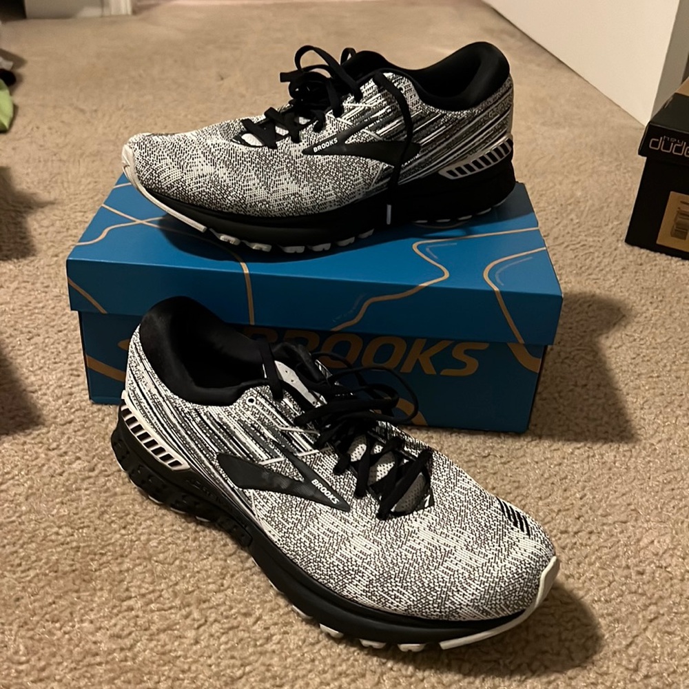 Men’s Brooks
